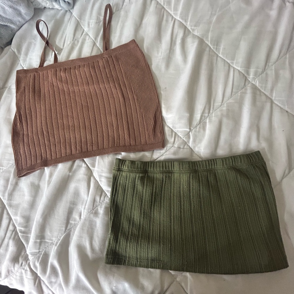 Brown crop-top and green tube top